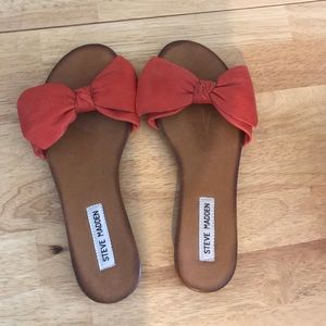 Steve Madden slip on sandals